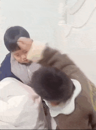 哺乳期|三胎来了，两胎间隔越长越好吗？顺产、剖腹产生育“底线”各不同