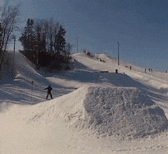 |搞笑GIF:大哥你这样拿蛋糕回去会不会被打