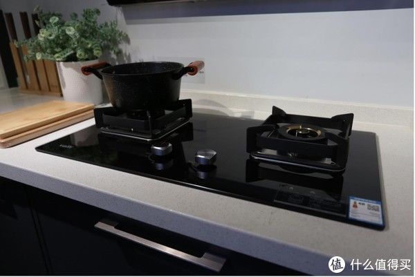 灶具|厨房装修必看，烟机灶具选购要点！华帝i11142+i10073B套装体验分享
