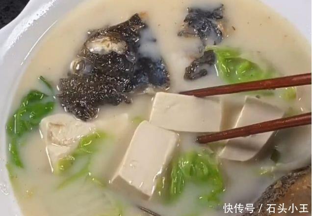 鸡翅|家常菜:可乐鸡翅、鱼头豆腐汤、柠檬百香果鸡爪