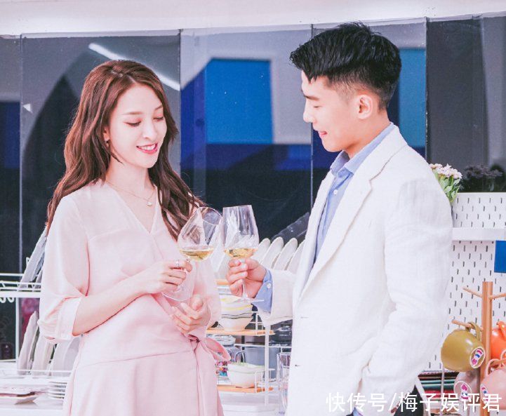 官博|《心動的信號4》收官，官博曬全員海報，唯獨洪成成換了兩套衣服