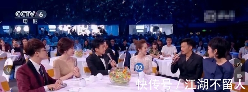 谢霆锋央视主持首秀，负责粤语播报，并未承担王菲出场的报幕