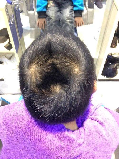 |搞笑图片幽默段子笑话大哥你喝水很急啊,不可以先拿个杯子么