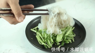 我每次见到这菜,宁可不吃肉都行,隔天吃一次,越吃越美丽身材好