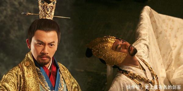 董卓|历史上汉献帝真的十分软弱他曾一开口让曹操汗流浃背!