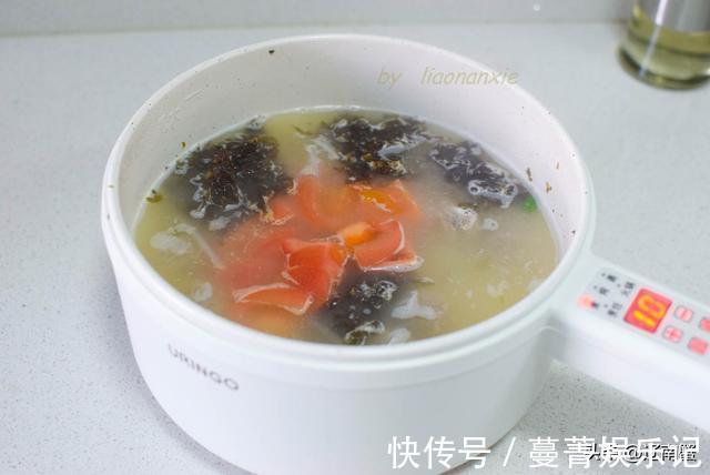 午饭|50岁阿姨午饭一人食,五彩炒饭丸子汤,不糊弄不凑合认真生活