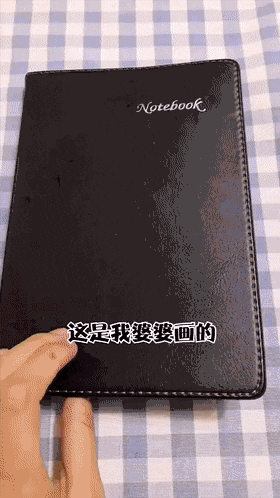 |搞笑GIF:女朋友很漂亮 就是脑子有点不好使