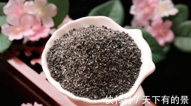 秋天要多吃黑芝麻,教你简单做法,做一次够吃一个月,随吃随取