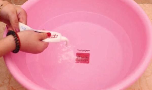 清水拖地和没拖一样脏,从保洁阿姨那偷学一招,地板光亮如新