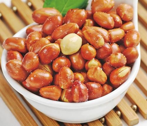 试试这样做花生米，免炒糊，方便又快捷，下酒下饭，还能当小零食