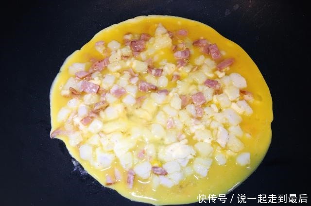 芝士|早餐饼这样做,有肉有蛋有芝士,营养翻倍,软嫩鲜香,孩子超爱吃