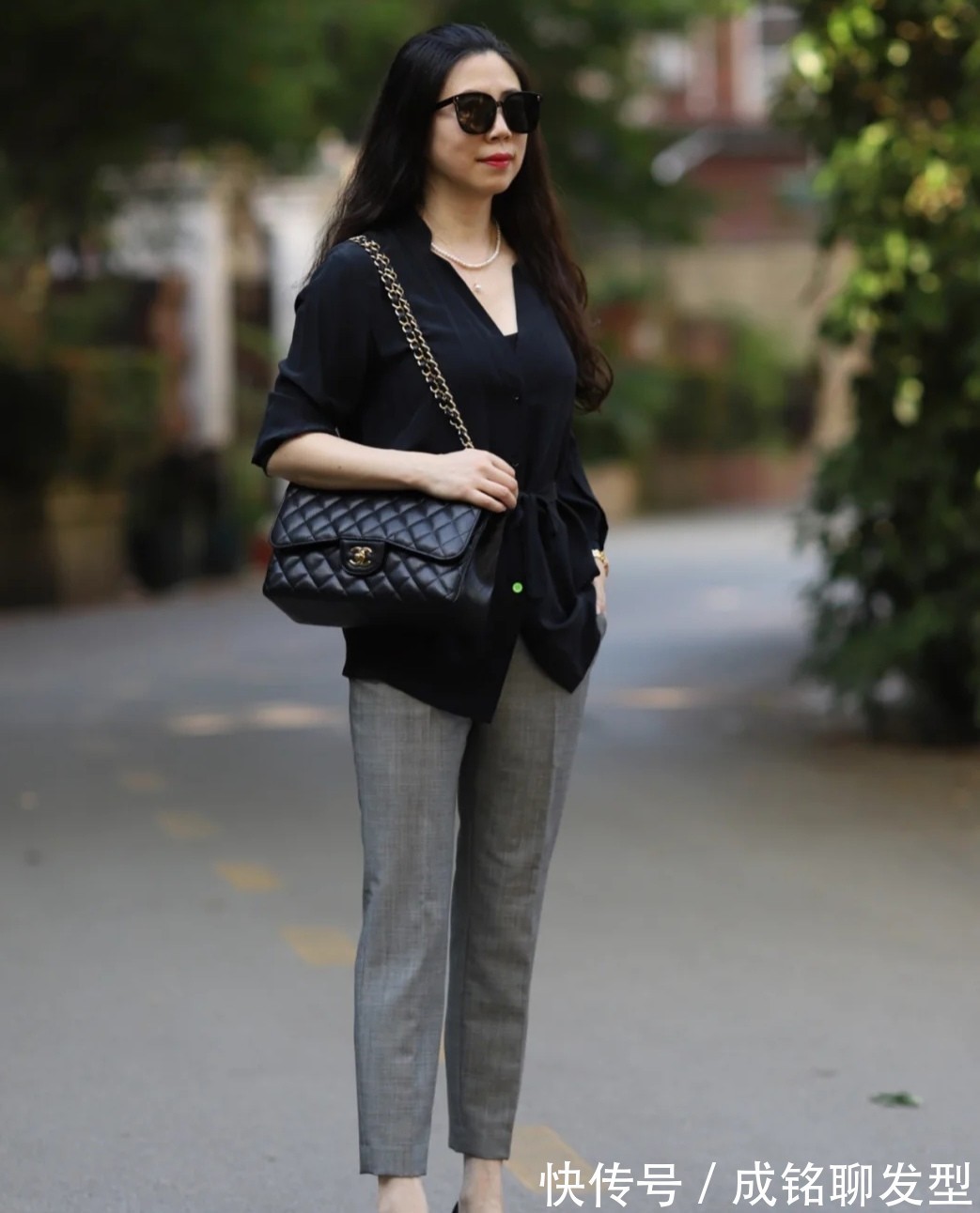 单品|这才是五十岁女人该有的打扮,低调优雅不做作,越简单越有高级感