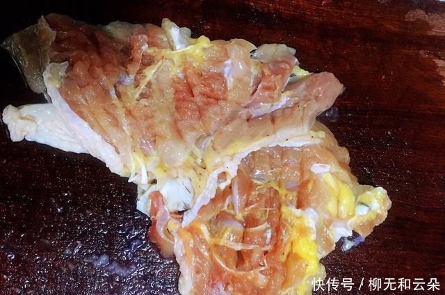 火腿|吐司新吃法,加入火腿和鸡蛋,轻松搞定营养早餐