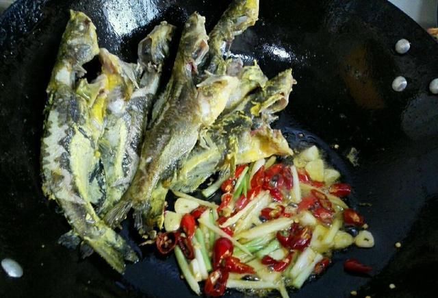 黄骨鱼|此鱼现在很“少见”,无鳞无刺肉质特别鲜嫩,遇到就多买