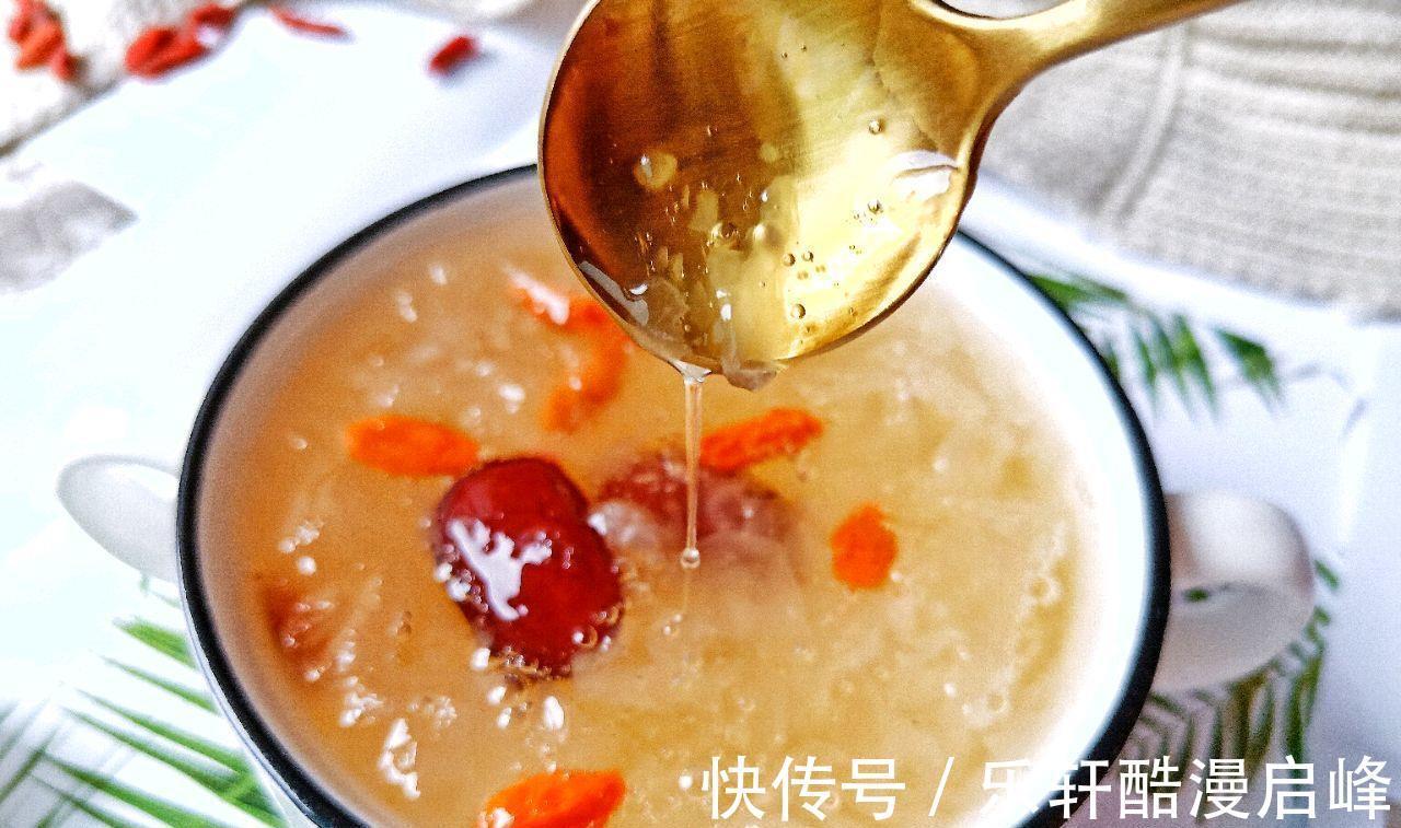 皂角米|入伏后,女人多吃这4样食物,每一口下去,都是满满的胶原蛋白