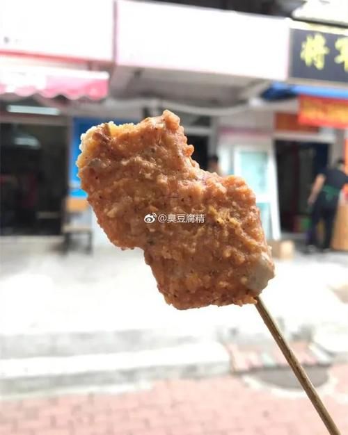 吃遍大连-街头巷尾的那些诱人的小吃，总想从头到尾再吃一遍~