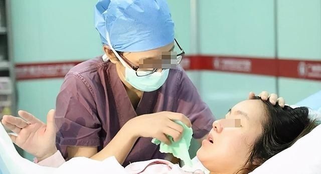 伤口|宝妈吐槽分娩时的尴尬:头胎顺产被“剃毛”,二胎剖腹产也没逃掉