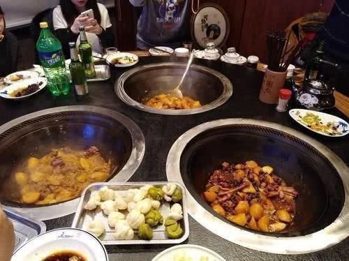 东北“五大硬菜”,南方人看着就没食欲,全吃过的才是真正东北人