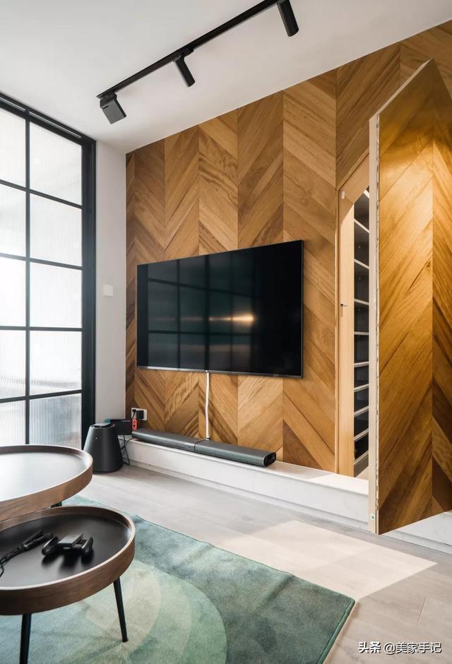 玄关|40㎡你觉得小她却改成2室1厅外加1个衣帽间,全屋复古高级晒晒