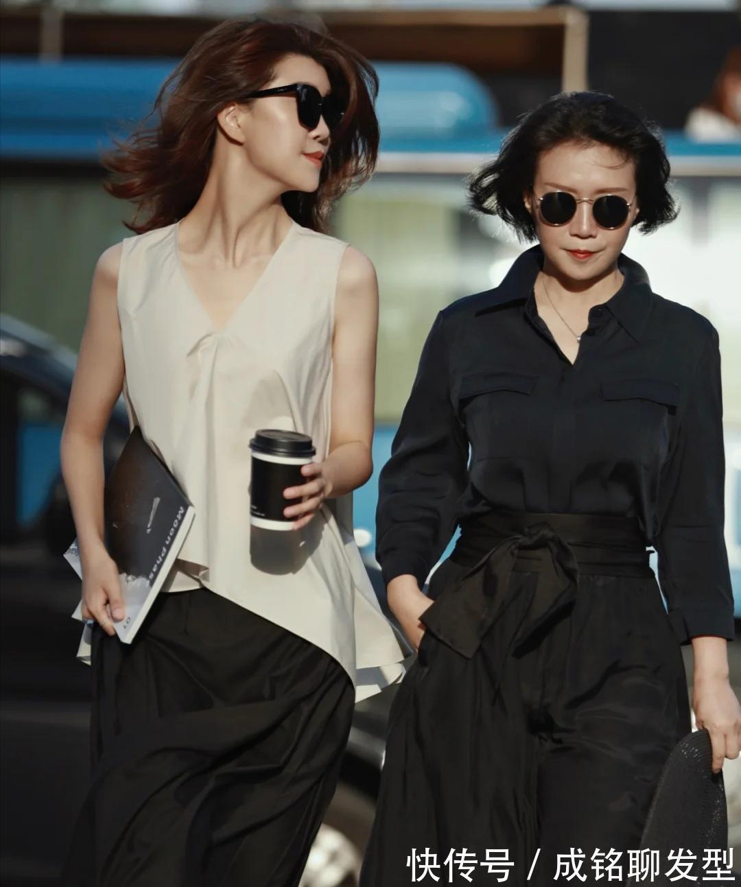 高雅|这对母女好似“姐妹花”,妈妈高雅女儿靓丽,优雅大气高级感满满