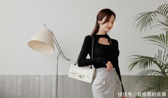 美人图鉴孙允珠:苍青雅黑圆弧镂空淑女包臀裙