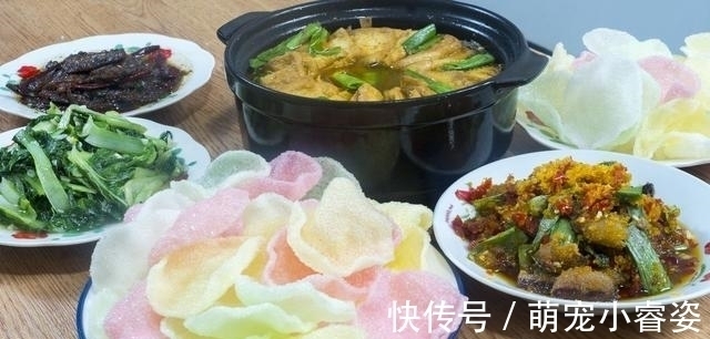 晒晒一家4口的晚餐,全是家常菜,用心搭配,家人爱吃,顿顿光盘