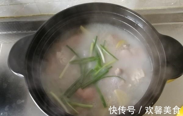 搅拌均匀|慈禧最爱美容佳品就是“它”,每周吃1次,补充胶原蛋白防衰老