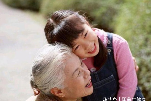 睡眠时间|避免出现老年痴呆，建议大家养成这7个习惯，不妨试一试！