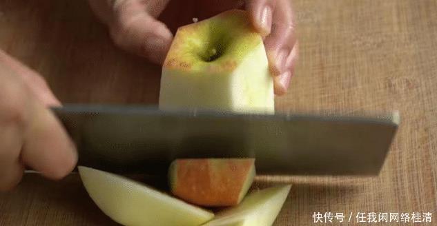 熬粥|大米别只会熬粥煮饭,加2个苹果做懒人面食,简单易学又很好吃!