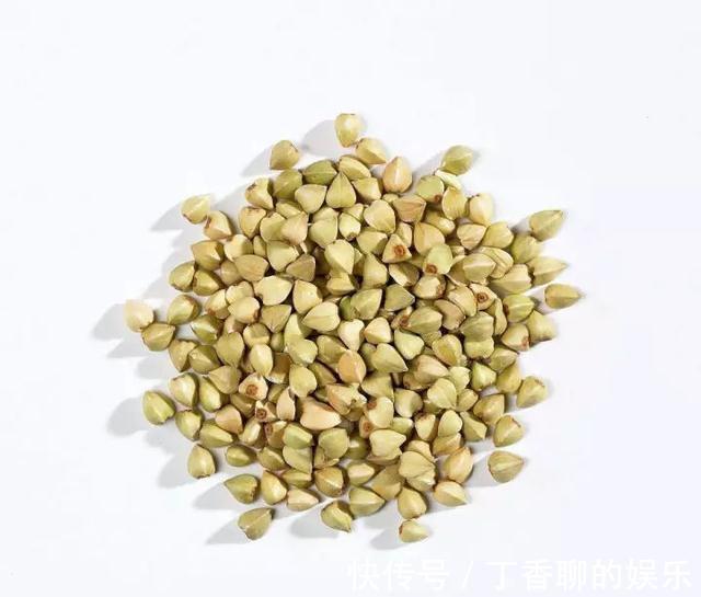 芝麻酱|内科主任:1种“零食”是甘油三酯的克星,若你爱吃,血脂蹭蹭降