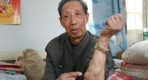 高血脂|血脂高的人不用怕,常吃3菜,多喝1水,清扫血液垃圾,血液不粘稠