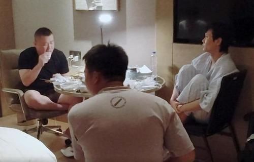 孟鹤堂|德云社团综进入白热化,孟鹤堂观众投票再次第一,他该感谢岳云鹏