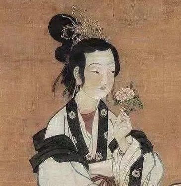 看完文章才知道,中国月季不止今天的美丽,还有辉煌的曾经