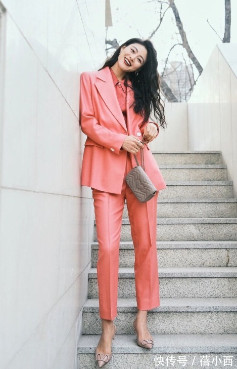 九分裤|穿西装外套别总是配裙子,搭配这些裤装更高级时髦,梨型身材必入