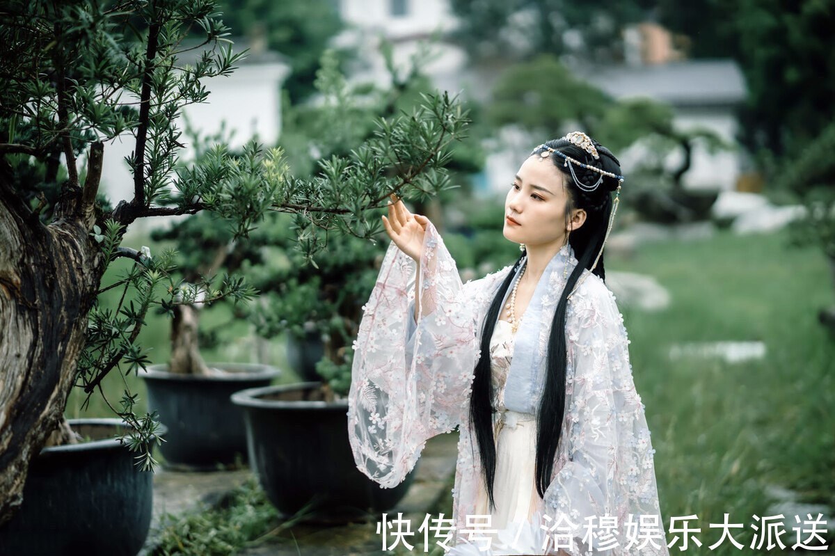 周而复|苏东坡派遣小妾服侍和尚,得知两人一夜忙活后,对禅师感激涕零