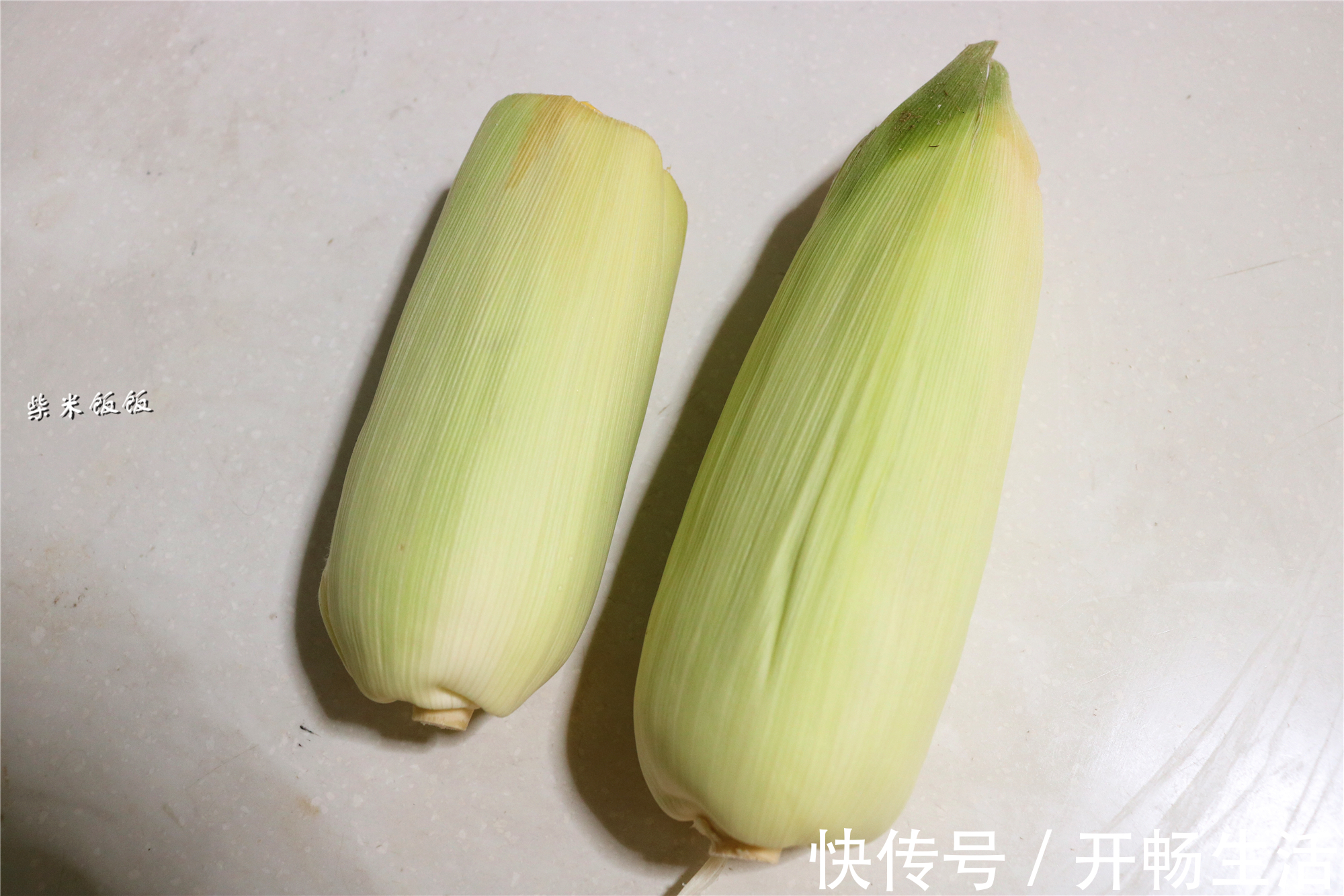 小苏打|才知道,煮玉米时加点它,口感大不同,玉米又香又甜,水嫩多汁!