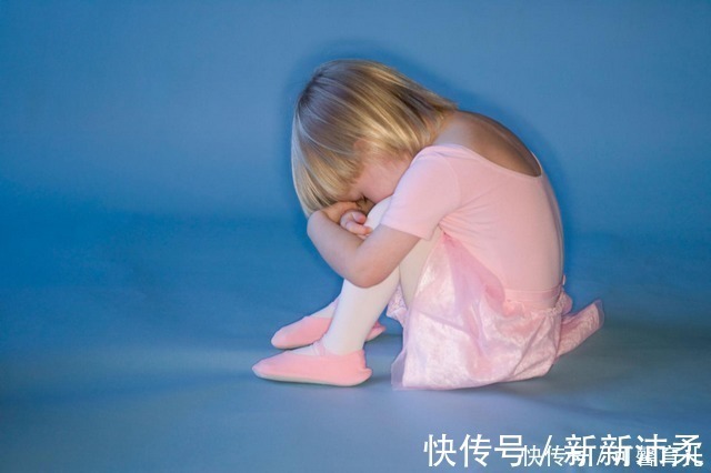 孩子|28个月男童进幼儿园,妈妈连续三天忘记接,老师打电话才想起来