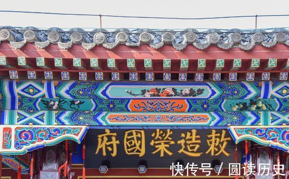 贾母$撕开虚伪的面纱就会发现,薛宝琴这明艳的姑娘,在京都受尽羞辱