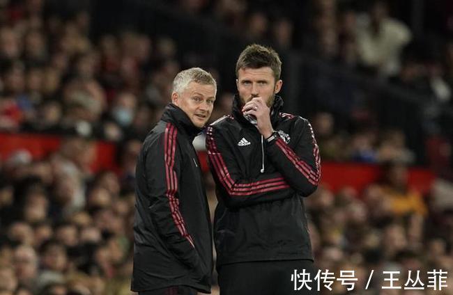 卡里克|谁需要朗尼克？卡里克展露弗格森式霸气，曼联神锋激活C罗无怨言