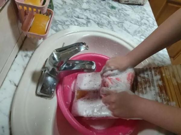 学校|一人一块！这个学校暑假发搓衣板