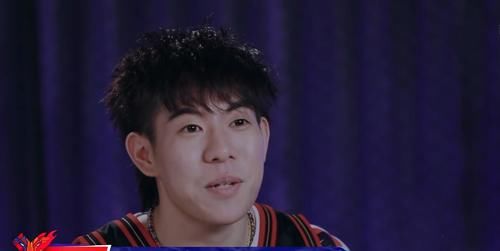 b《这就是街舞4》开播,赛制遭网友吐槽,导演回应:接受大家批评