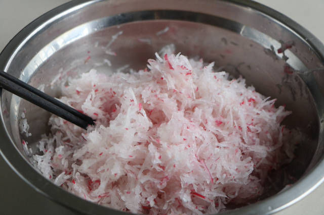 红萝卜|这种蔬菜做早餐饼最好了，又软又香又好吃，每次都要连着吃好几天