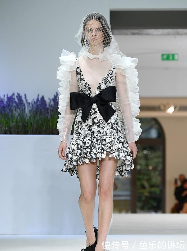 礼裙|甜美穿搭怎么能少了荷叶裙?穿荷叶裙青春减龄,太有魅力