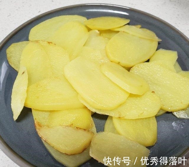 番茄酱土豆片|番茄酱土豆片,简单美味,香,孩子的最爱!