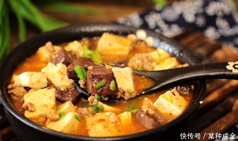 豆腐吃几十年,才知和“此物”绝配,真正的“以形补形”,还美味