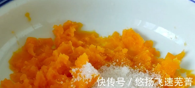 深秋了,我家红薯这样做松软香甜,无水无油两天不做馋得慌!