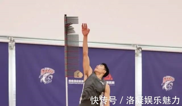 nbl|CBA莫兰特！原地摸高328，他连1米9都没有啊
