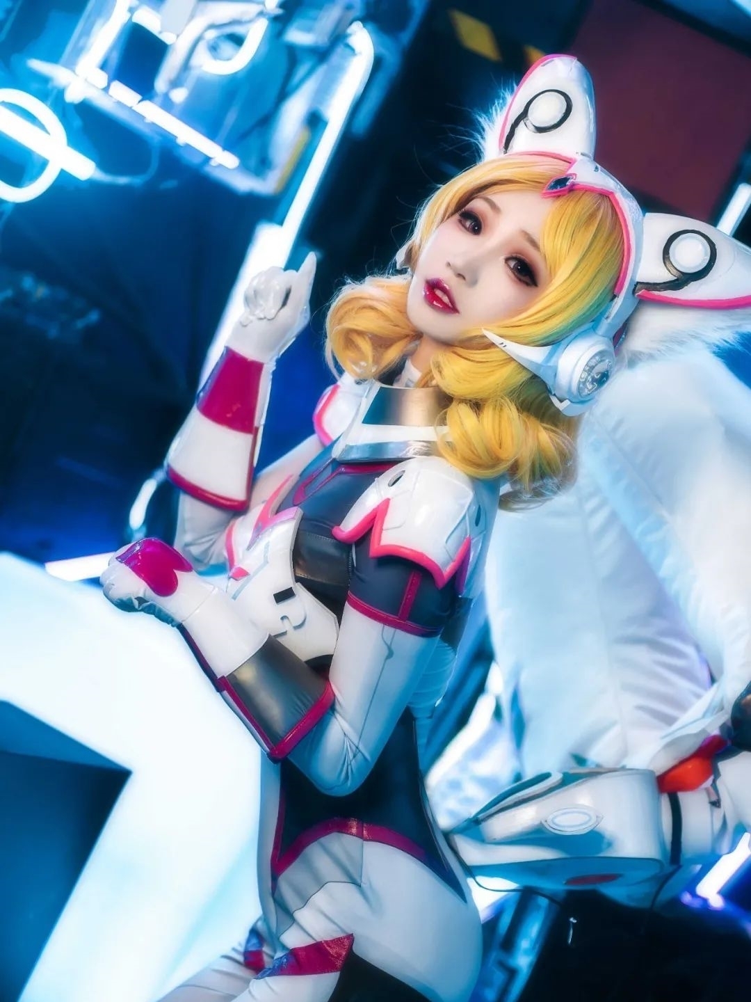 妲己|cos:王者荣耀妲己机甲小助理cos正片@海沫