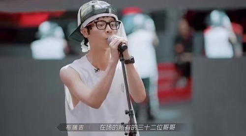 胡海泉|《哥哥》里5位“高端玩家”,你以为的躺赢,其实背地里八面玲珑