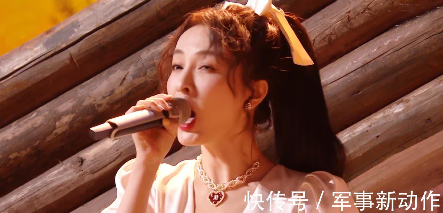 湖南跨年晚会14人主持团抢眼,6小花5新人重磅亮相,谢娜变化身份